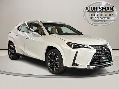 Eminent White Pearl 2025 Lexus UX 300h Premium