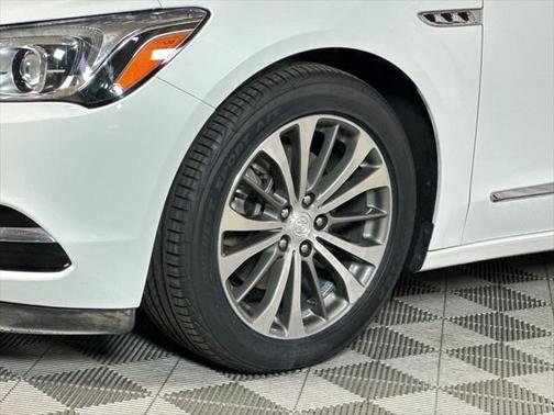 2018 Buick LaCrosse Essence