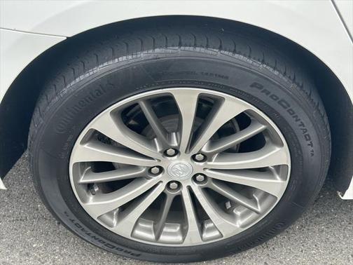 2018 Buick LaCrosse Essence