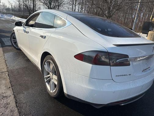 2013 Tesla Model S Performance