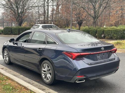 2020 Toyota Avalon XLE
