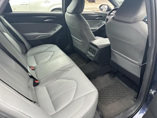 2020 Toyota Avalon XLE