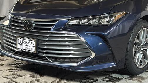 2020 Toyota Avalon XLE