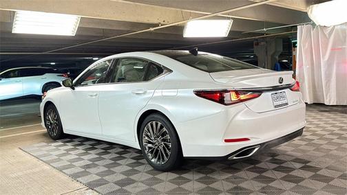 2025 Lexus ES 350 Ultra Luxury