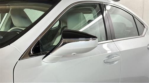 2025 Lexus ES 350 Ultra Luxury