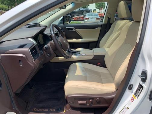 Photo 4 of 11 of 2019 Lexus RX 450h 450H