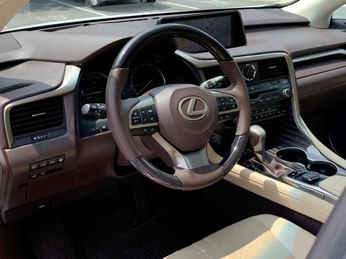 Photo 3 of 11 of 2019 Lexus RX 450h 450H