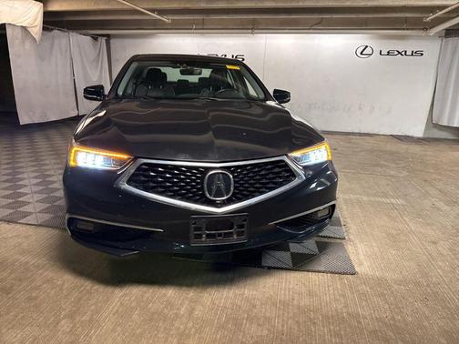 Crystal Black Pearl 2018 Acura TLX Base