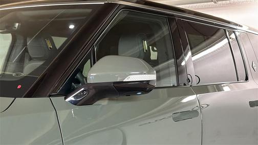 2022 Rivian R1S Launch Edition