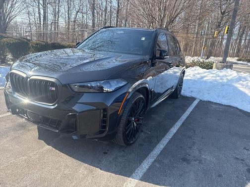 2025 BMW X5 M60i