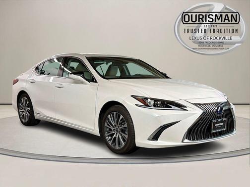 2021 Lexus ES 300h Base