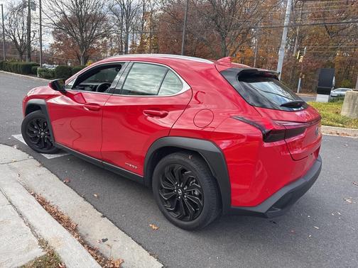 2021 Lexus UX 250h Base