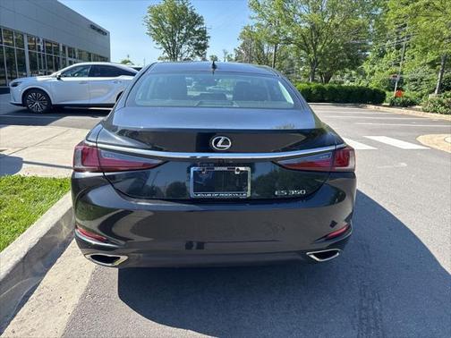 2023 Lexus ES 350 Base