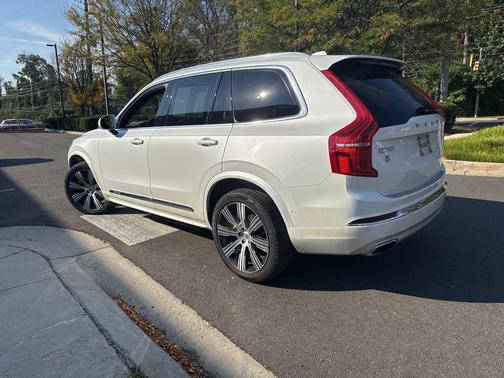 2021 Volvo XC90 Recharge Plug-In Hybrid T8 Inscription 7 Passenger