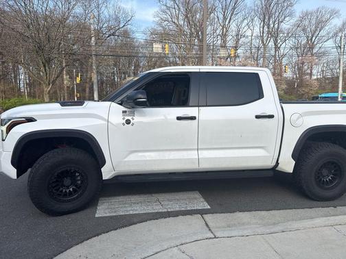 2022 Toyota Tundra Hybrid TRD Pro