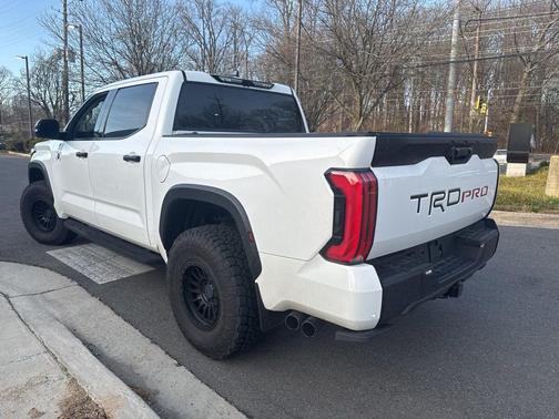 2022 Toyota Tundra Hybrid TRD Pro