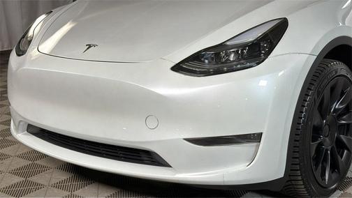 2024 Tesla Model Y Long Range Dual Motor All-Wheel Drive