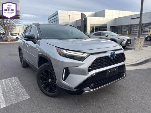 2024 Toyota RAV4 Hybrid SE