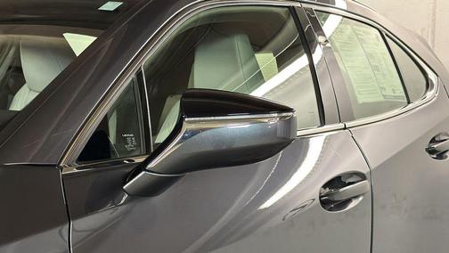 2023 Lexus UX 250h Base