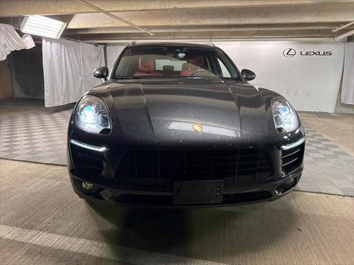 2018 Porsche Macan Base