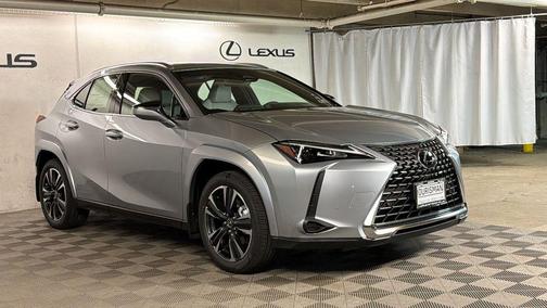 Iridium 2026 Lexus UX 300h Premium