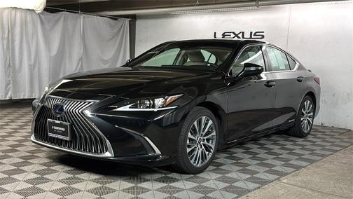 2021 Lexus ES 300h Base