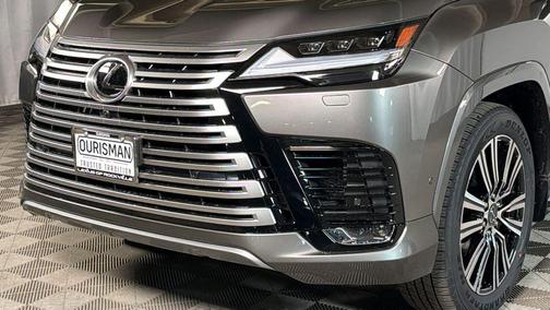 2026 Lexus LX 700h Luxury