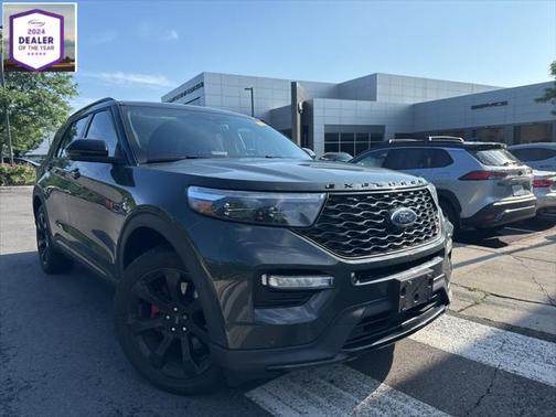 2022 Ford Explorer ST
