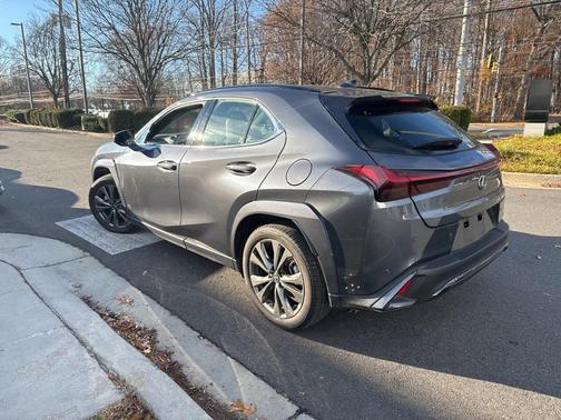 2023 Lexus UX 250h F Sport