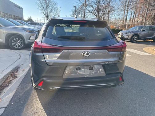 2023 Lexus UX 250h F Sport