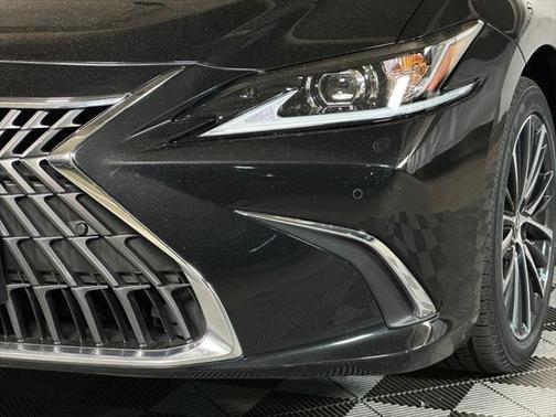 2022 Lexus ES 350 Base