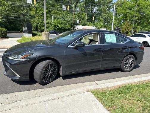 2022 Lexus ES 350 Base