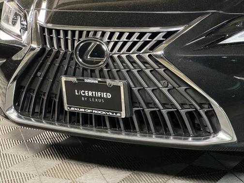 2022 Lexus ES 350 Base