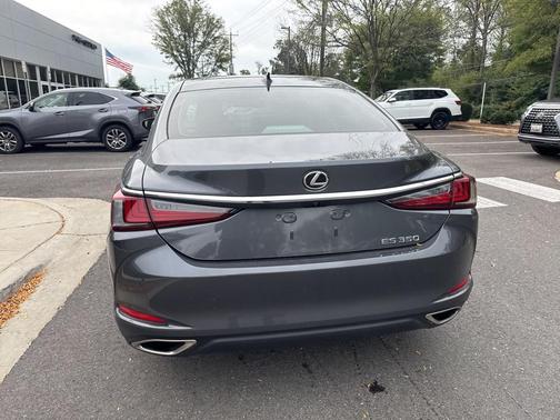 2024 Lexus ES 350 Base