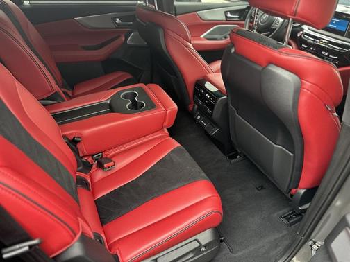 2025 Acura MDX A-SPEC