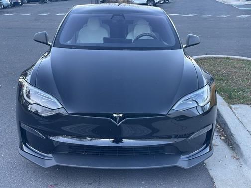 2023 Tesla Model S Plaid
