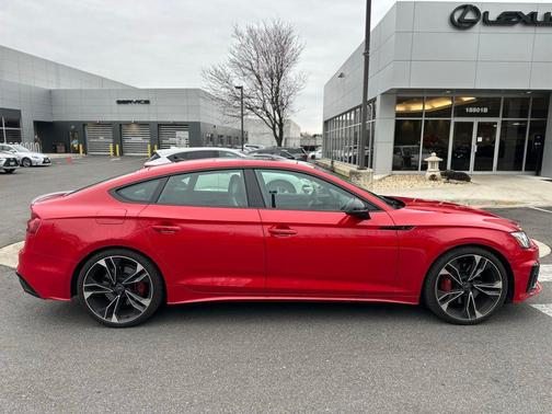 Progressive Red Metallic 2024 Audi S5 Premium Plus TFSI quattro Tiptronic