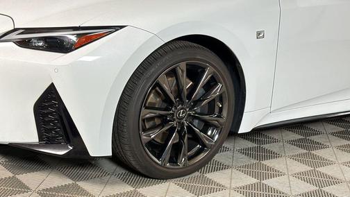 2022 Lexus IS 350 Base