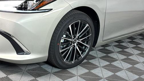 2025 Lexus ES 350 Base