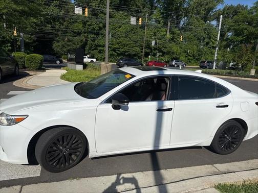 2015 Lexus ES 350 Crafted Line