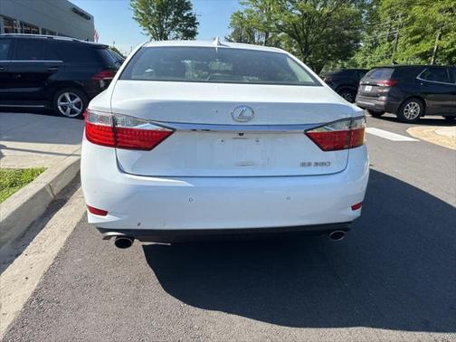 2015 Lexus ES 350 Crafted Line