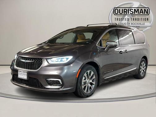 Granite Crystal Metallic Clearcoat 2021 Chrysler Pacifica L