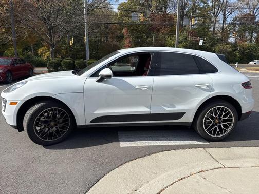 2017 Porsche Macan S