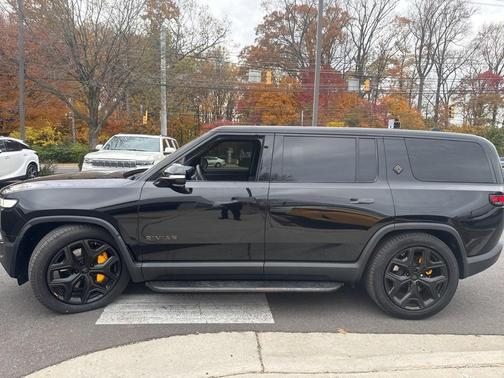 2022 Rivian R1S Launch Edition