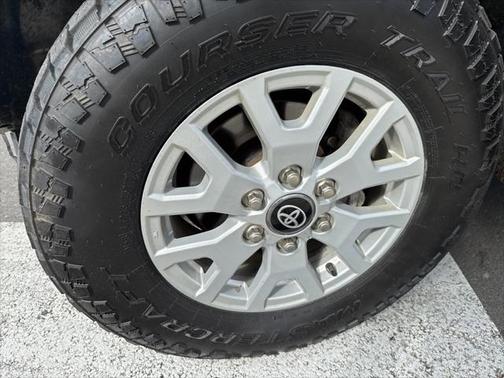 2024 Toyota Tacoma SR