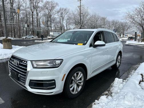 2019 Audi Q7 45 Premium