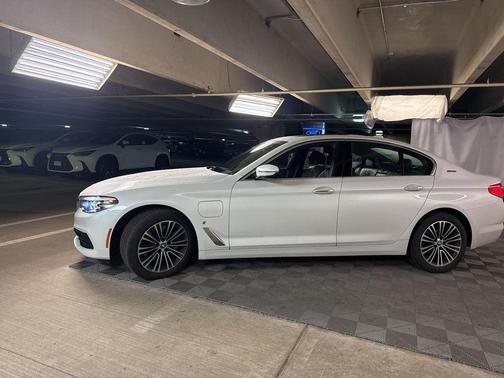2018 BMW 530e xDrive iPerformance