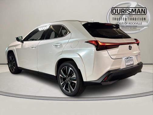 2024 Lexus UX 250h Base