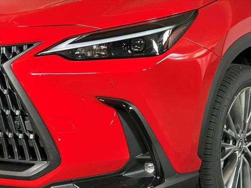2025 Lexus NX 350h Premium