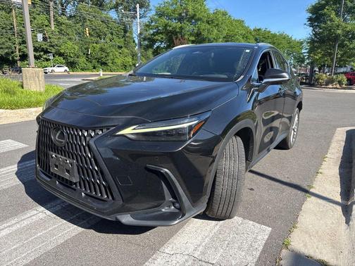 Caviar 2023 Lexus NX 350h Luxury